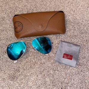 Ray-Ban Aviator Sunglasses